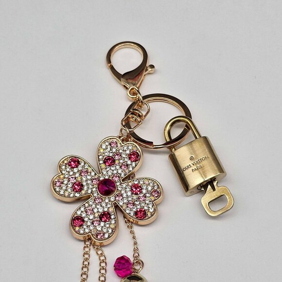 Authentic Louis Vuitton Lock & Key with unbranded Bagcharm, Keycharm, Keychain - Picture 6 of 12